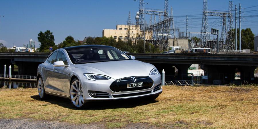  Tesla Model S P85 2012 года  (AU) (фото 6 из 10)